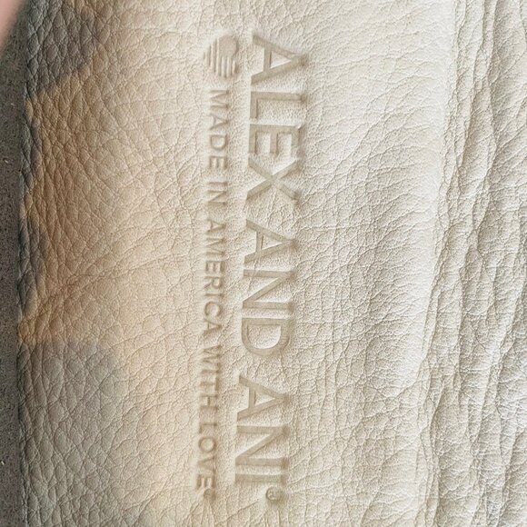 Alex and Ani Gabriel soft Leather Continental Wallet, blush, credit card,artisan - Picture 8 of 10
